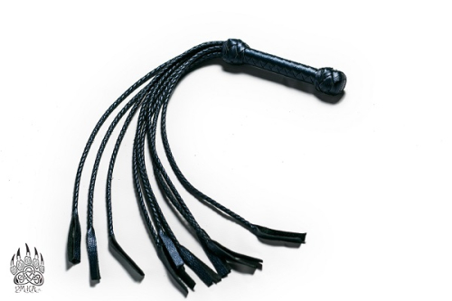 Polytail whips: Cats and Seven-tail whips